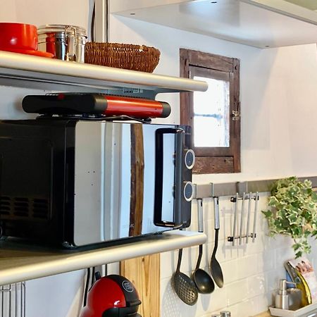 Charming Gran Via Attic Appartement Madrid Buitenkant foto